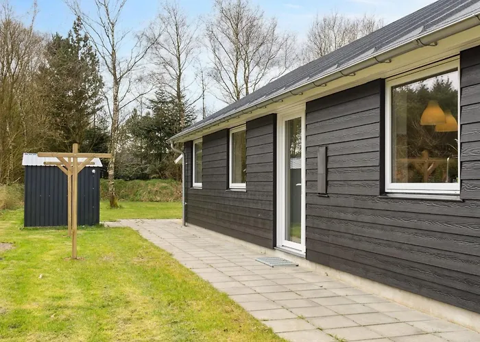 Holiday home Human - 10-5km From The Sea By Interhome